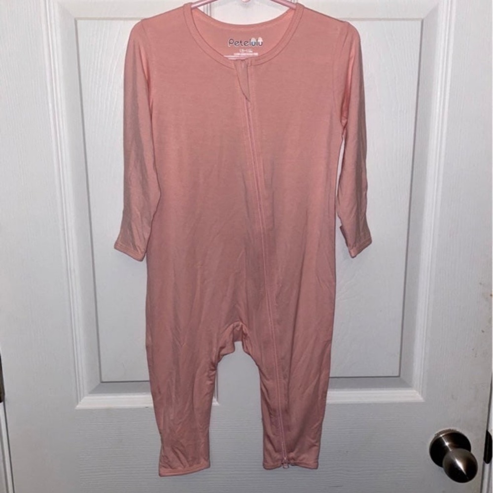 Petelulu bamboo fiber baby/toddler girl pink romper. Size 12-18 months